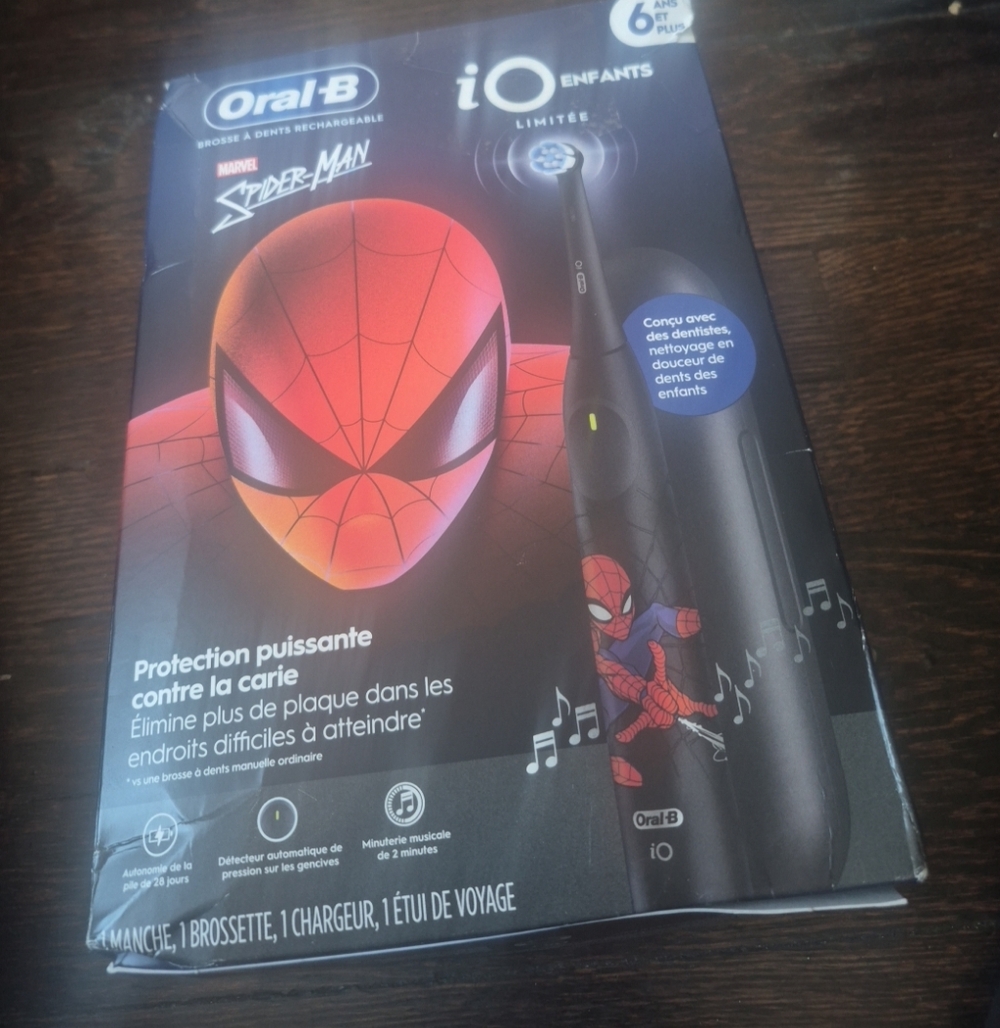 Oral-B iO Kids Limited Rechargeable Electric Powered Toothbrush, Spiderman